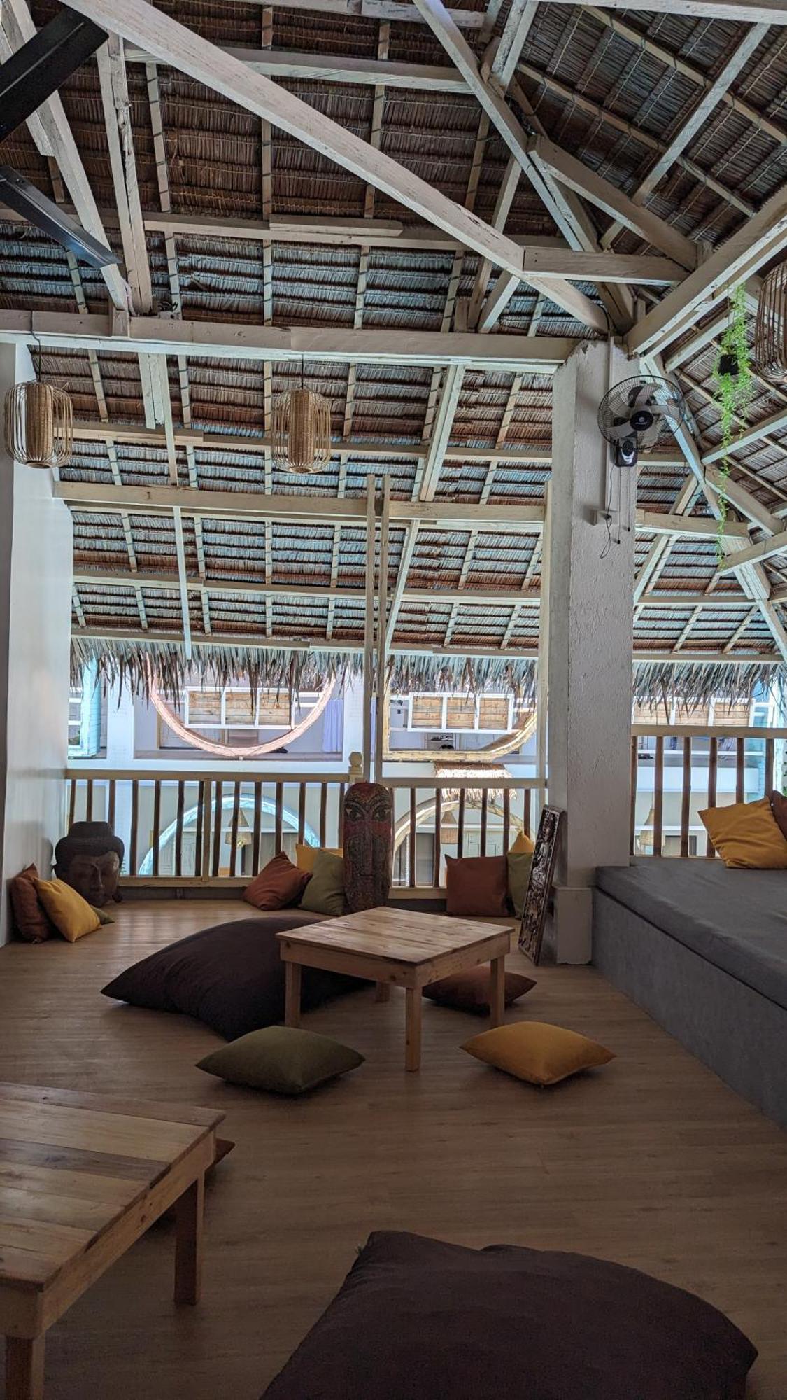 Happiness Hostel Boracay Balabag  Εξωτερικό φωτογραφία
